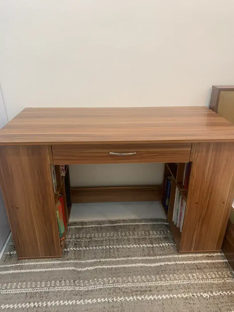 میز تحریر|میز تحریر و کامپیوتر|تهران, خواجه نظام الملک|دیوار