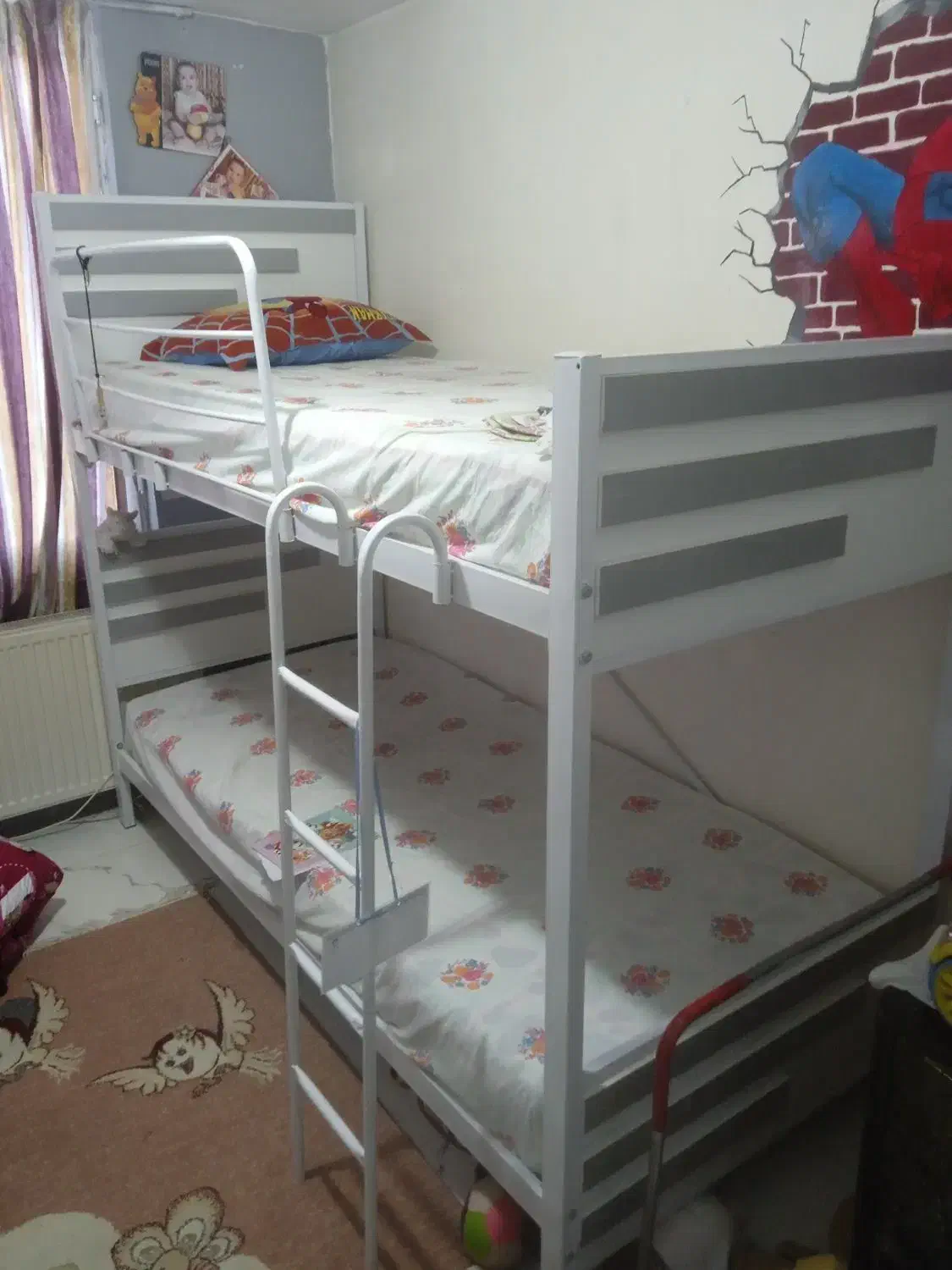 تخت دوطبقه|تخت و سرویس خواب|گلبهار, شهر جدید گلبهار|دیوار