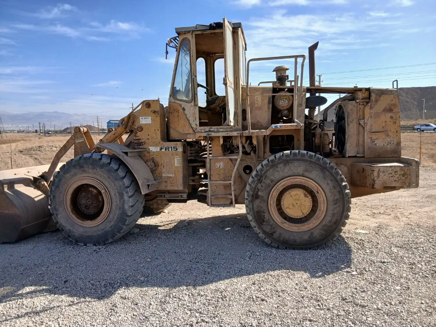 لودر اف آر ۱۵|خودرو سنگین|میاندوآب, |دیوار