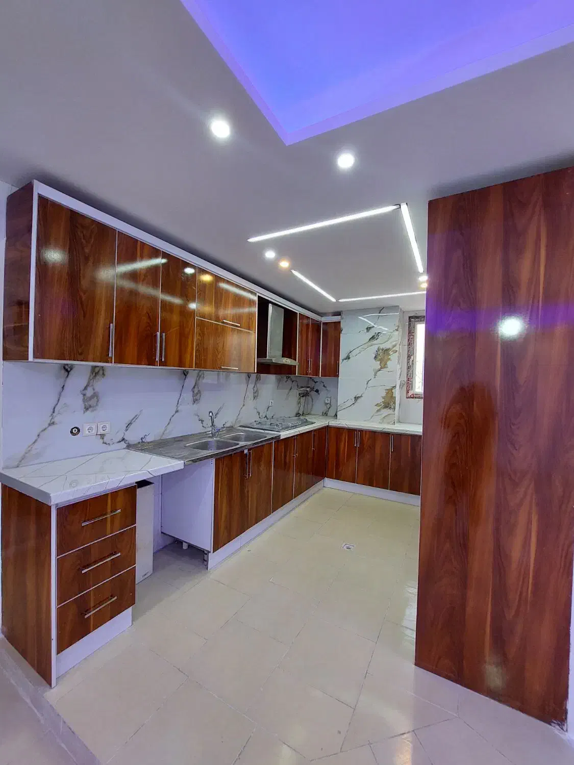 اجاه واحد ۷۲متری/طبقه اول /شهرجدیدهشتگرد|اجارهٔ آپارتمان|هشتگرد, فاز ۷ مهستان|دیوار