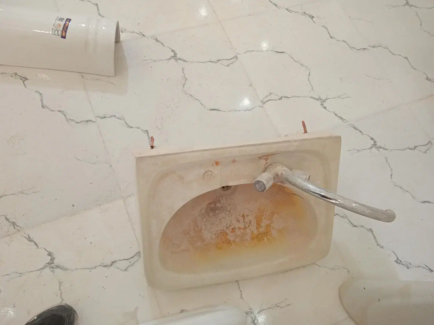 روشویی با شیر|لوازم سرویس بهداشتی|رشت, انصاری|دیوار