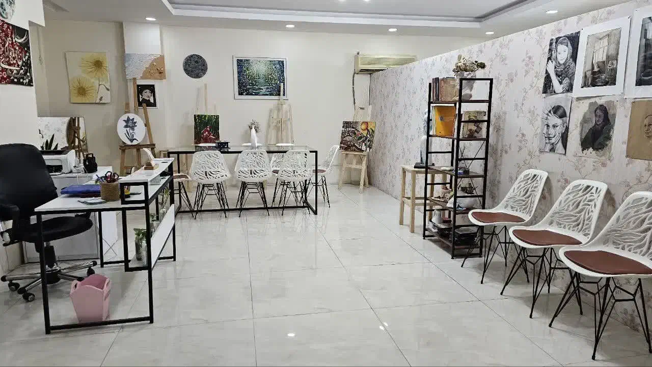 ۱۰۰متری طبقه اول تمدید چند ساله برج پزشکان|اجارهٔ دفتر کار، اتاق اداری، مطب|اهواز, گلستان|دیوار
