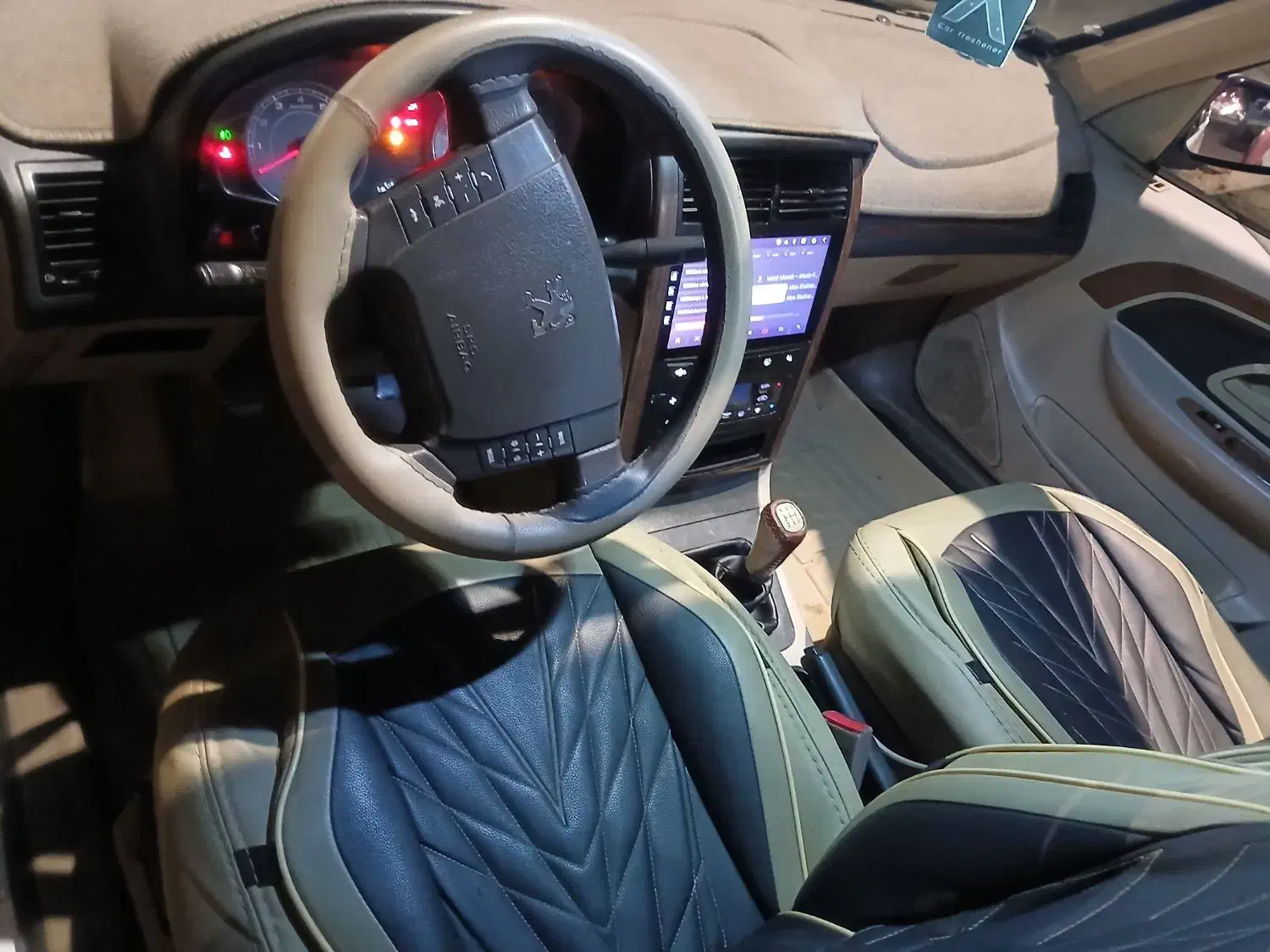 پژوپارس سال ۹۳|خودرو سواری و وانت|سبزوار, هویزه|دیوار