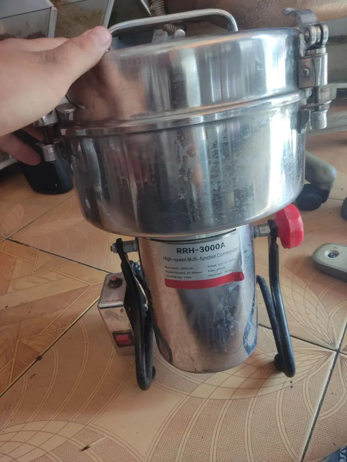 دستگاه آسیاب ۳ کیلویی موتور کره‌ای پرقدرت|خردکن، آسیاب، غذاساز|تهران, خاک سفید|دیوار
