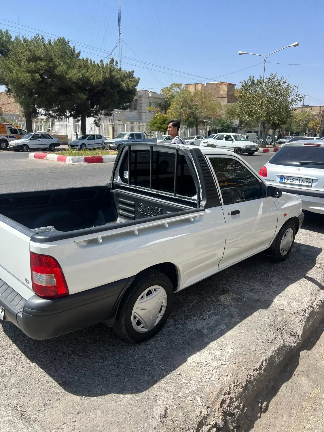 پرایدوانت لاینر دار 1403|خودرو سواری و وانت|مشهد, ترمینال|دیوار