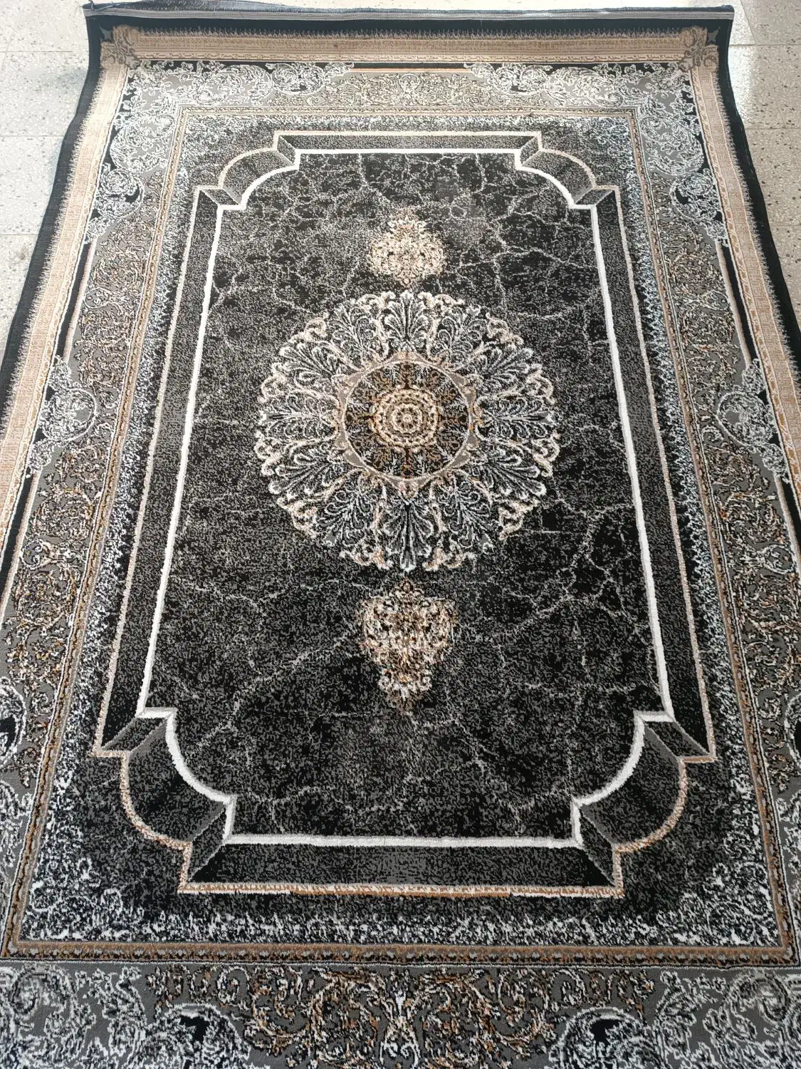 فرش ۴۴۰ شانه|فرش|آران و بیدگل, |دیوار