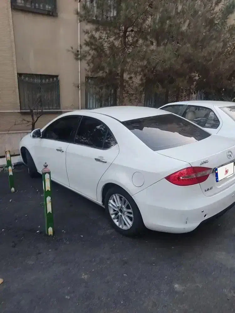 جک j5 مدل 1394 کارکرد 258000 اتوماتیک 1800|خودرو سواری و وانت|تهران, پونک|دیوار