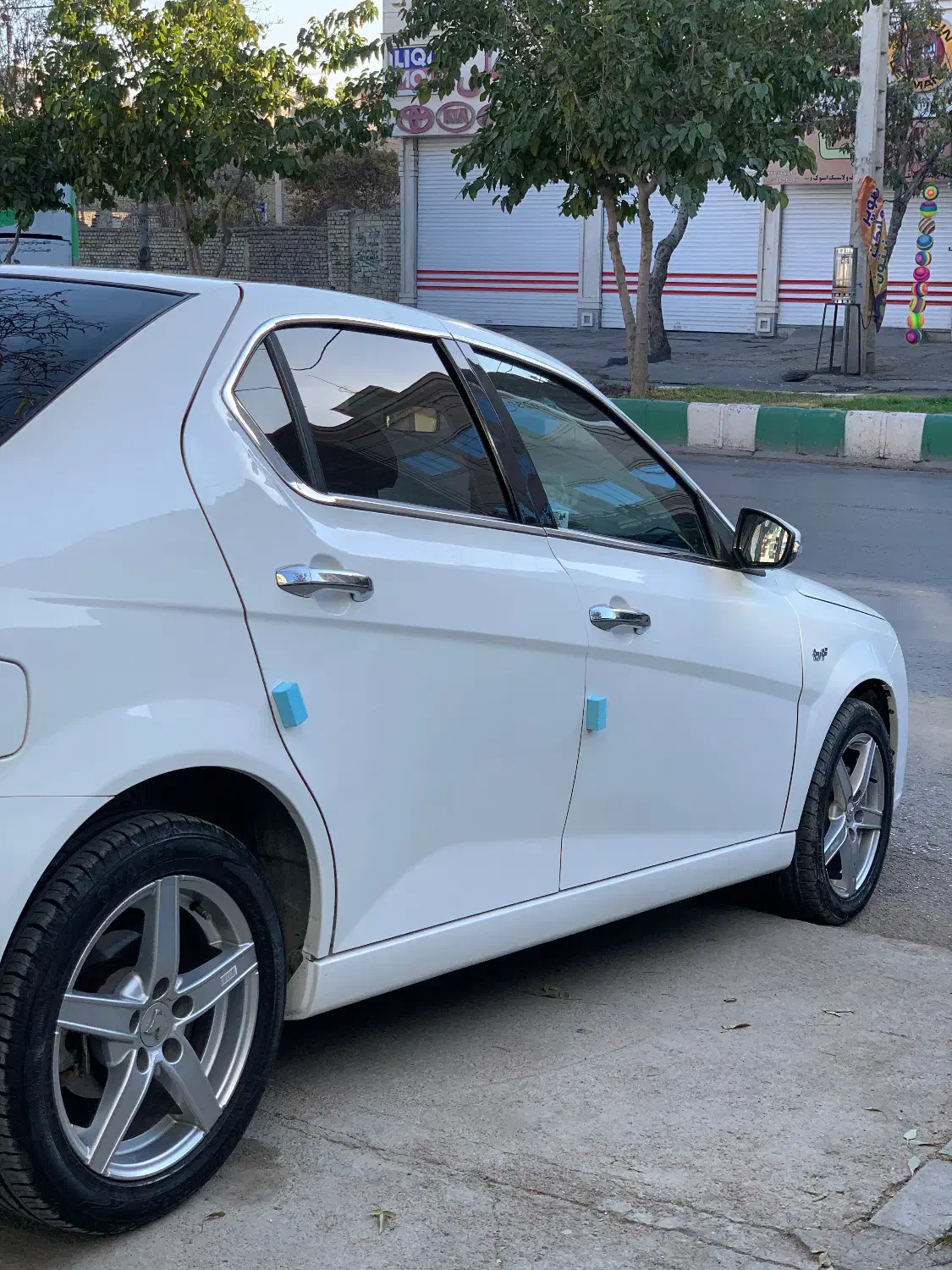 دنا اتومات۴۰۲|خودرو سواری و وانت|بجنورد, |دیوار