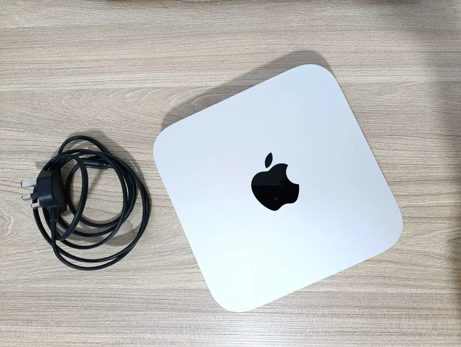 مک مینی M1 2020|رایانه همراه|شیراز, نیستان|دیوار