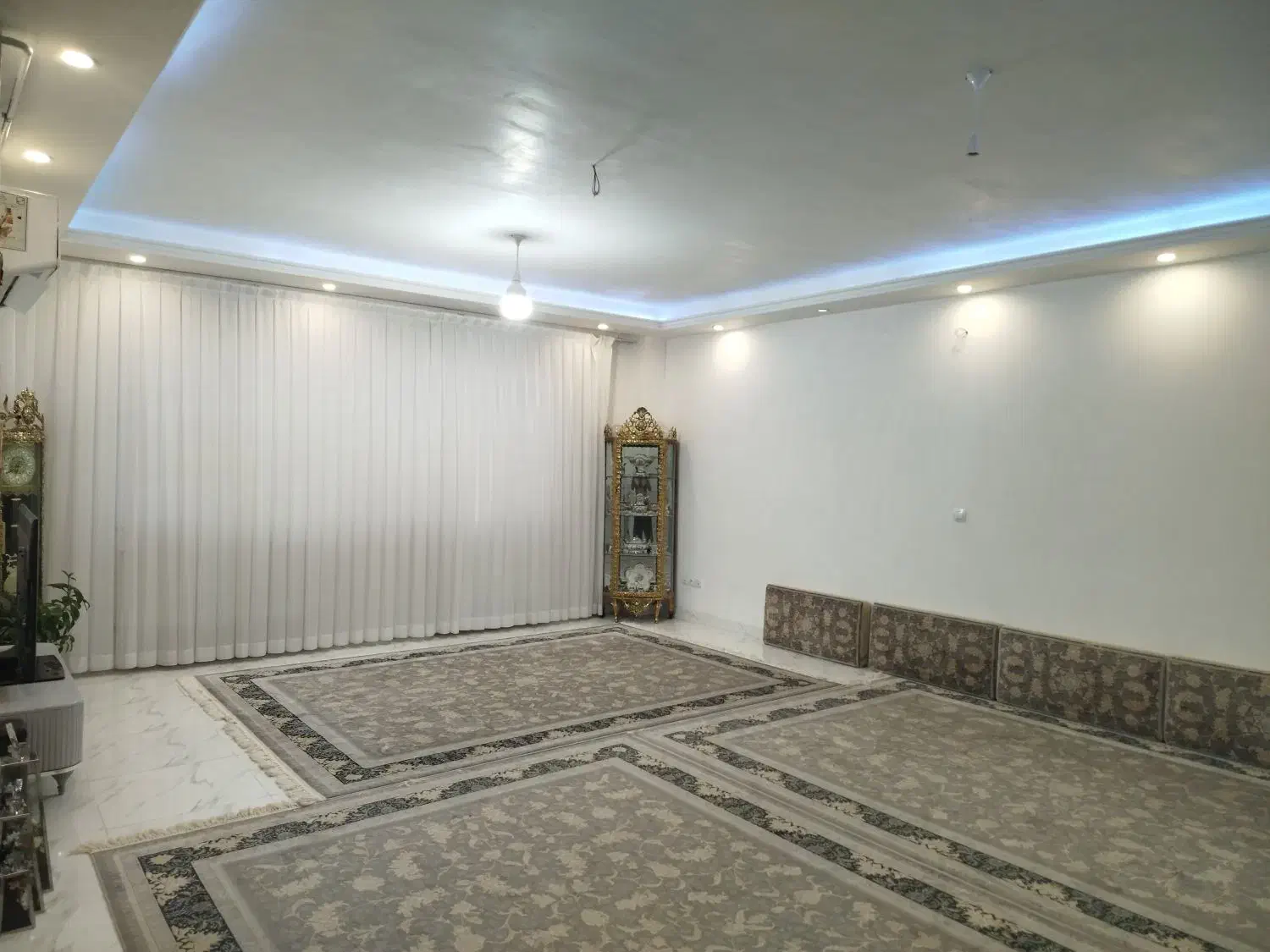 خانه 117 متر نوساز پارکینگ اختصاصی سه خوابه|فروش آپارتمان|اسدآباد, |دیوار