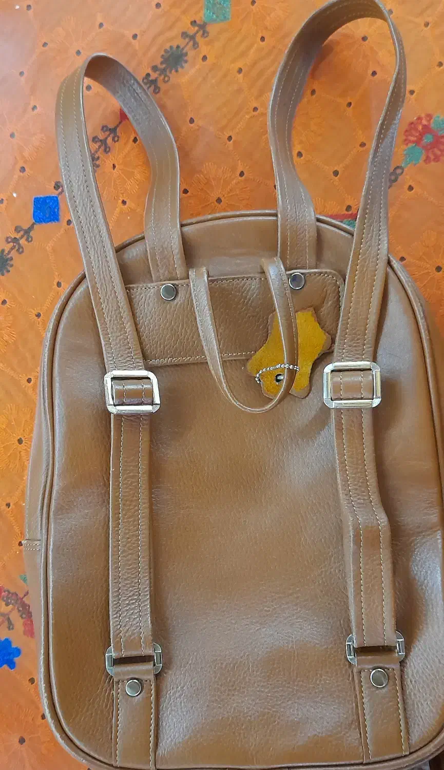 کوله پشتی تمام چرم رنگ زعفرانی|کیف، کفش، کمربند|رشت, چله خانه|دیوار