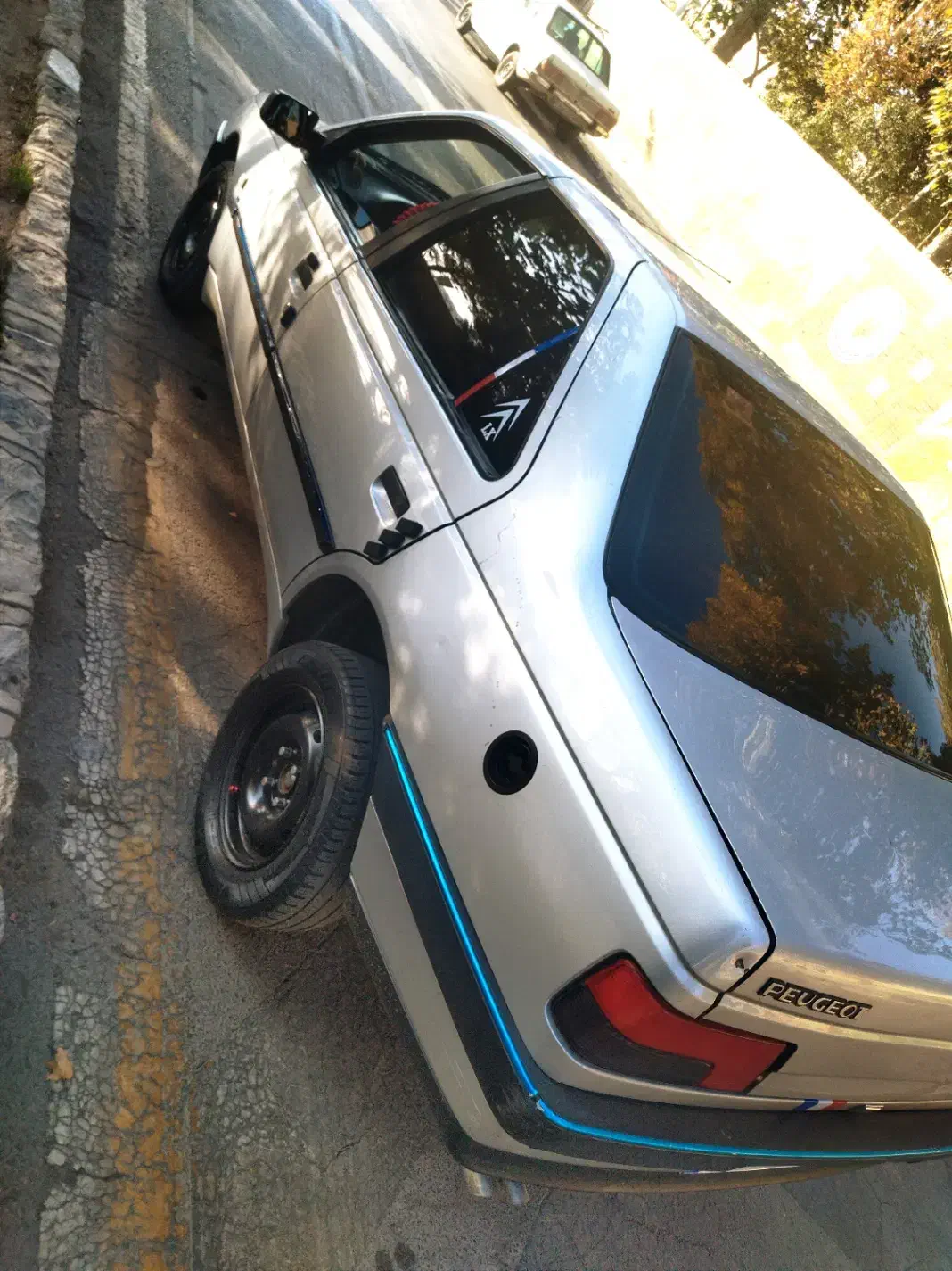 پژو 405 مدل 90 تصادفی|خودرو سواری و وانت|خمینی‌شهر, |دیوار