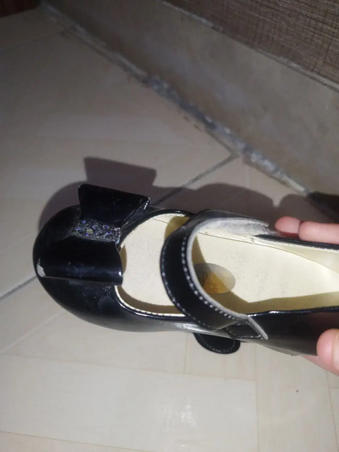 کفش بچه گانه|کفش و لباس بچه|شهریار, کهنز|دیوار