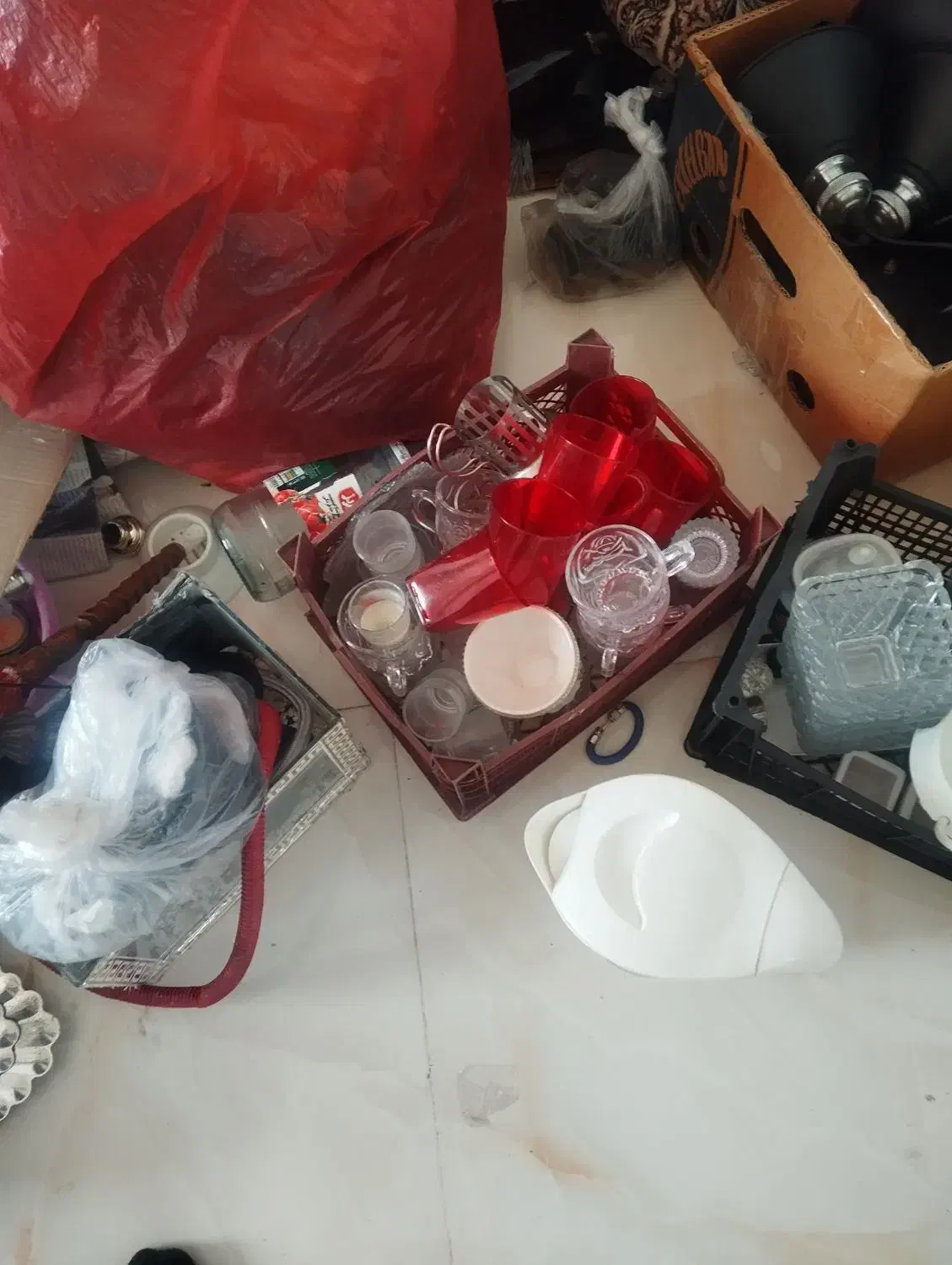 کلیه خرده ریز منزل|سایر لوازم برقی|رباط‌کریم, نصیرشهر|دیوار