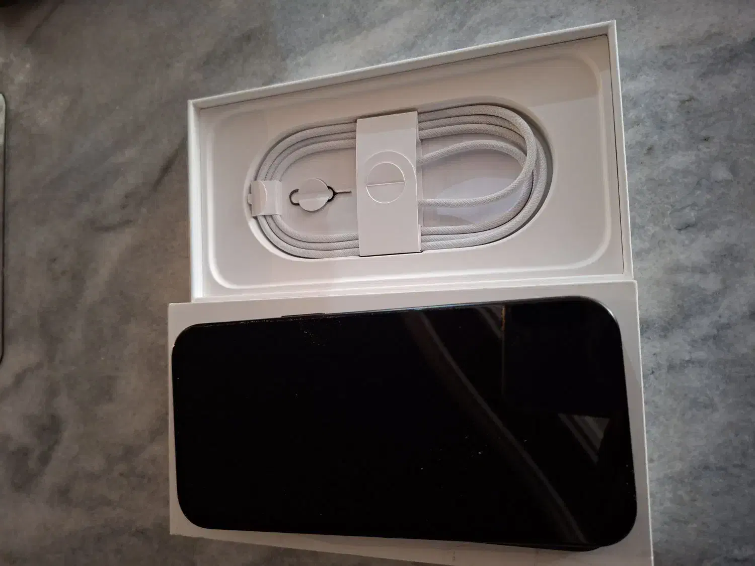 اپل iPhone 16 Pro Max با حافظهٔ ۲۵۶ گیگابایت|موبایل|کرمانشاه, |دیوار