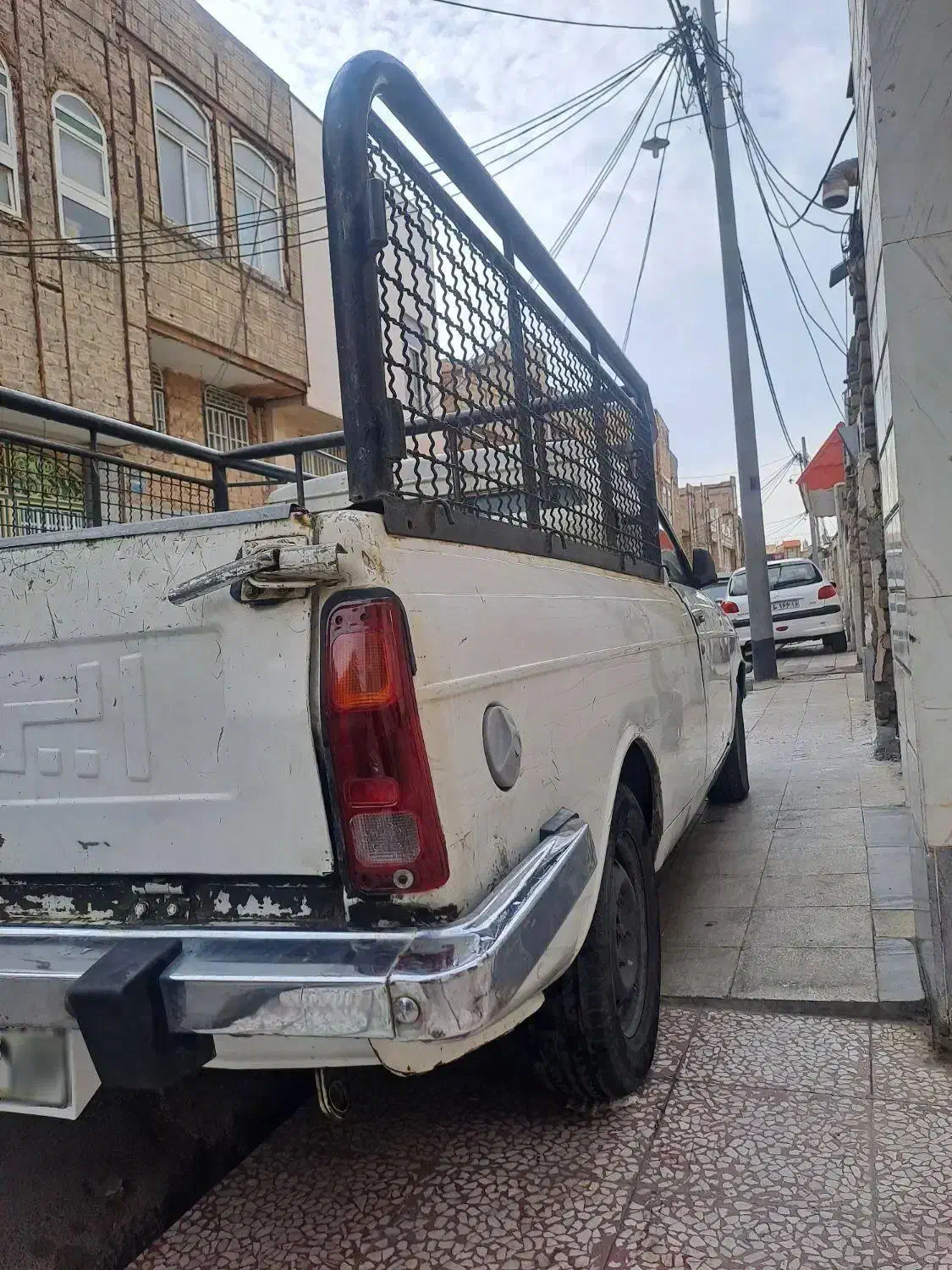 پیکان وانت|خودرو سواری و وانت|قم, شهرک امام حسین|دیوار