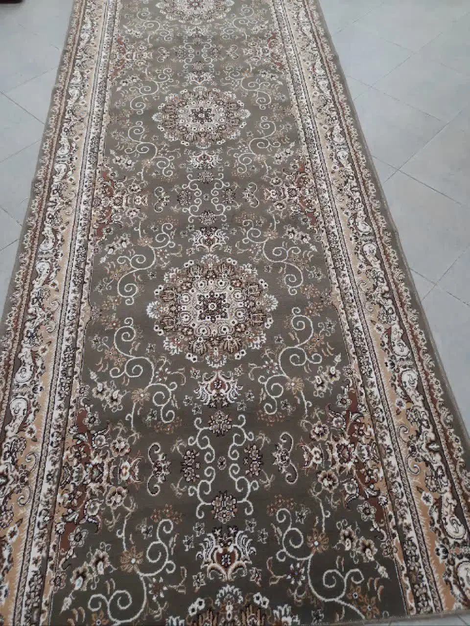 کناره و فرش در حد نو|فرش|بیرجند, |دیوار