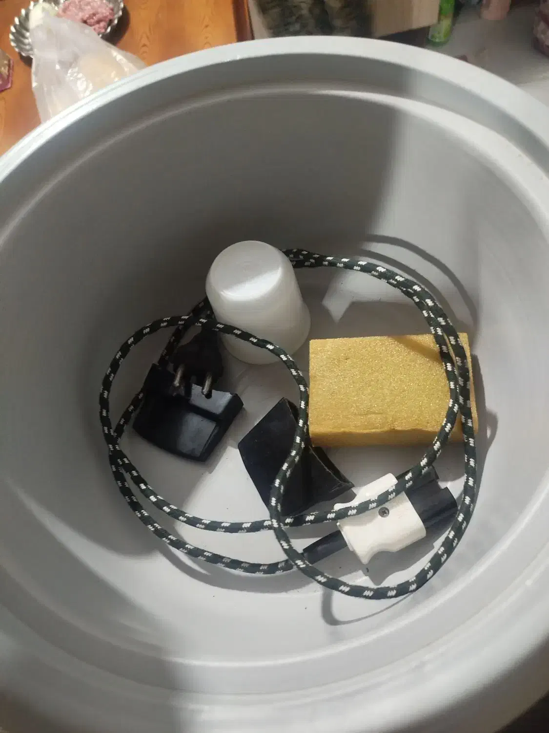 پلوپز بزرگ|ظروف پخت‌وپز|رشت, کوی مهر|دیوار