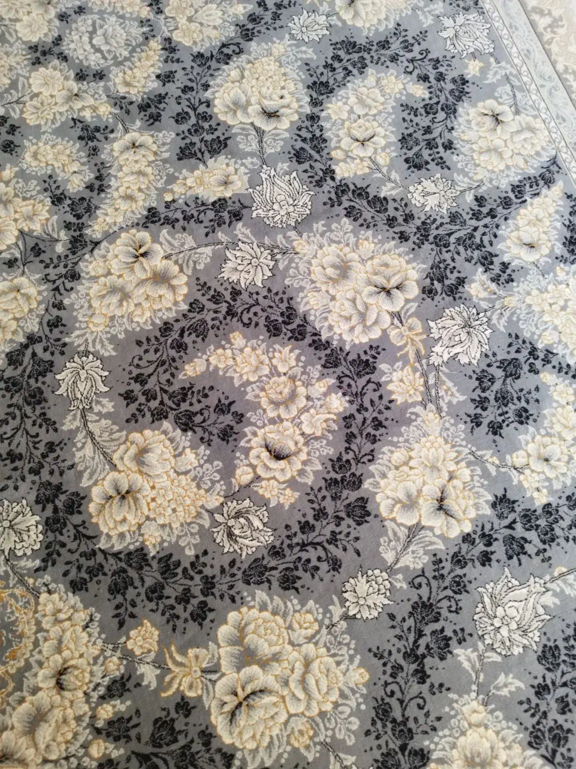 فرش در حد نو|فرش|تربت جام, حافظ|دیوار