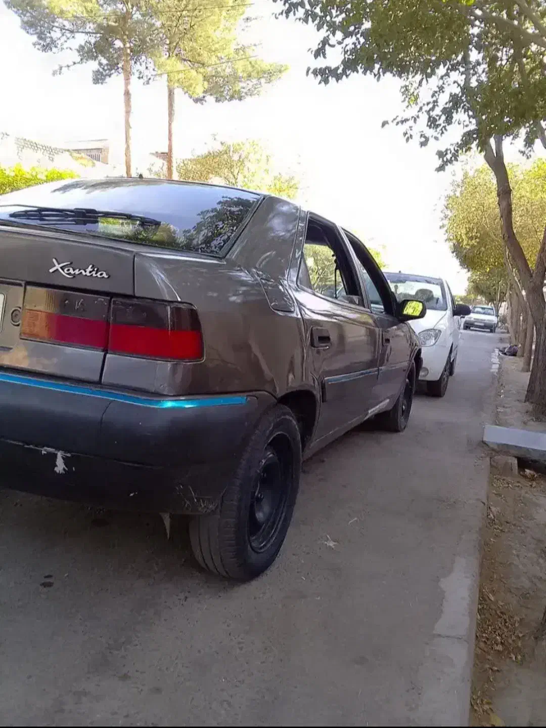 زانتیا۲۰۰۰|خودرو سواری و وانت|نجف‌آباد, گلدشت|دیوار