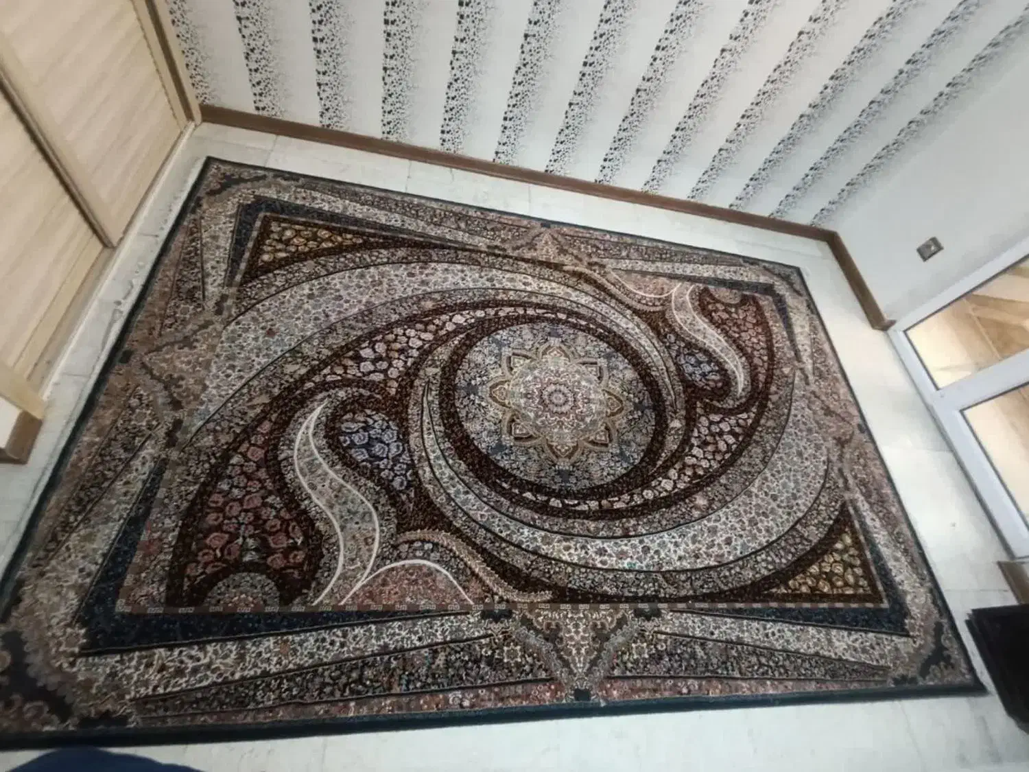 فرش ماشینی 9متری در حد نو|فرش|تهران, اقدسیه|دیوار