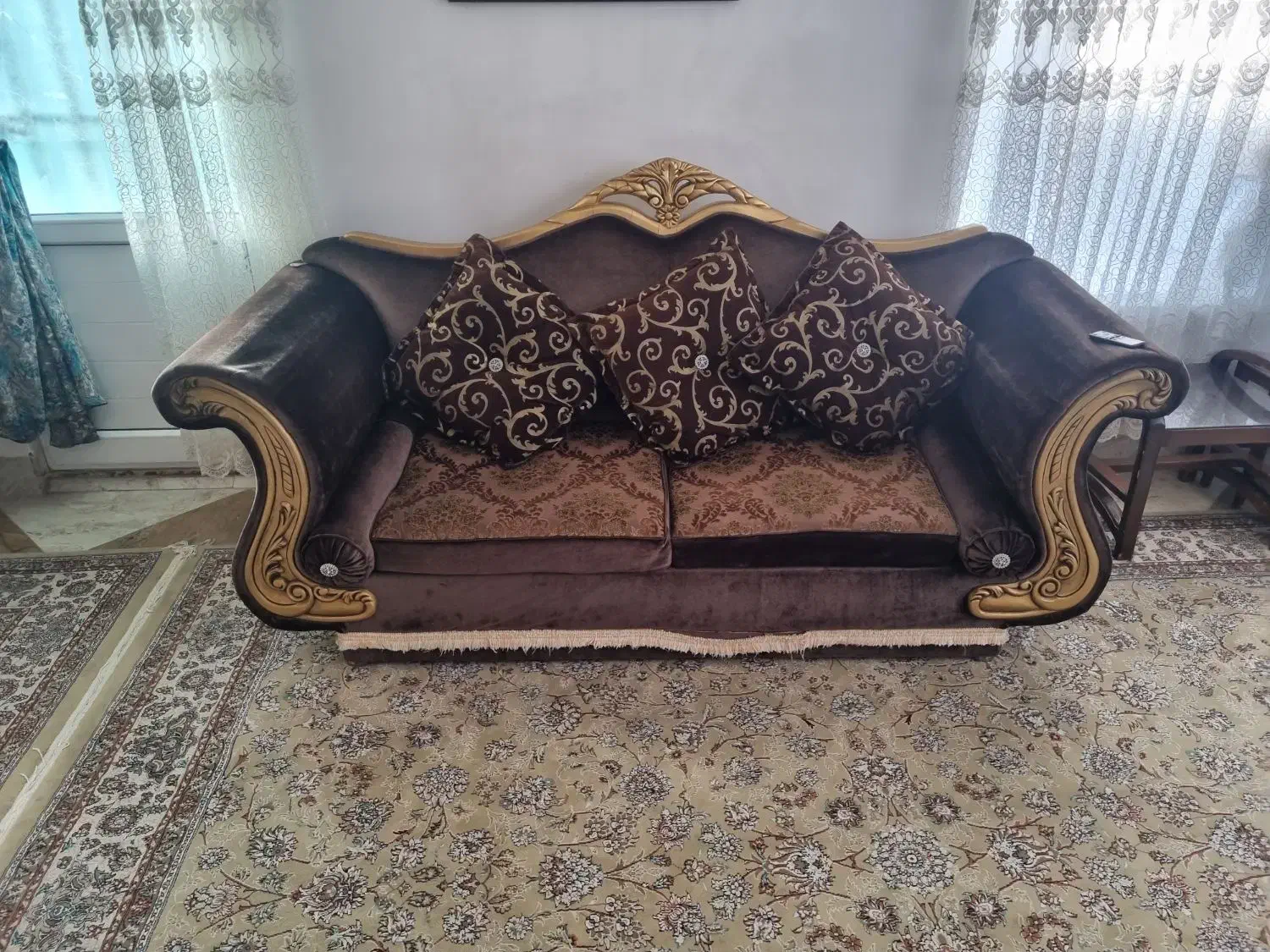 ناهار خوری .تخت.دراور.مبل.زیر تلویزیون|میز و صندلی غذاخوری|ازنا, |دیوار