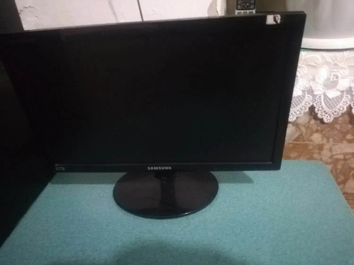 مانیتور 19 اینچ سامسونگ|قطعات و لوازم جانبی رایانه|قم, دروازه ری|دیوار
