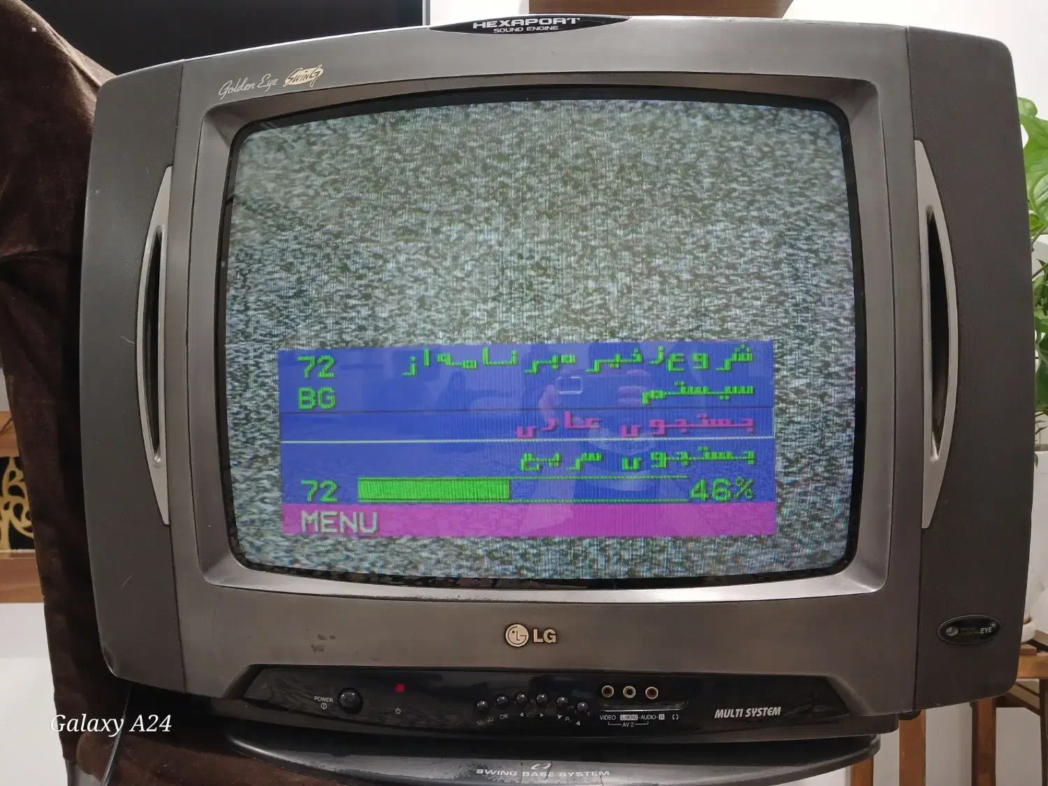 تلویزیون ۲۱ اینچ|تلویزیون و پروژکتور|قوچان, |دیوار