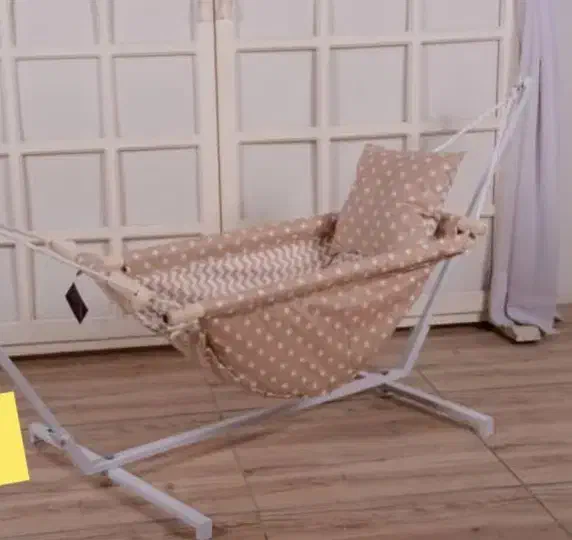 گهواره ی ننو|تخت و صندلی بچه|مهاباد (آذربایجان غربی), |دیوار