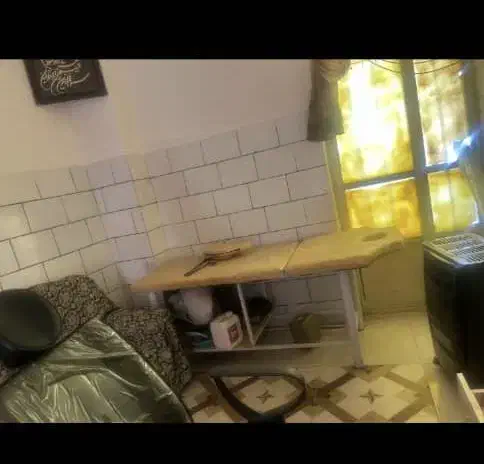 صندلی ارایشگاه و تخت ماساژ در حد نو|آرایشگاه و سالن‌های زیبایی|کرمان, |دیوار