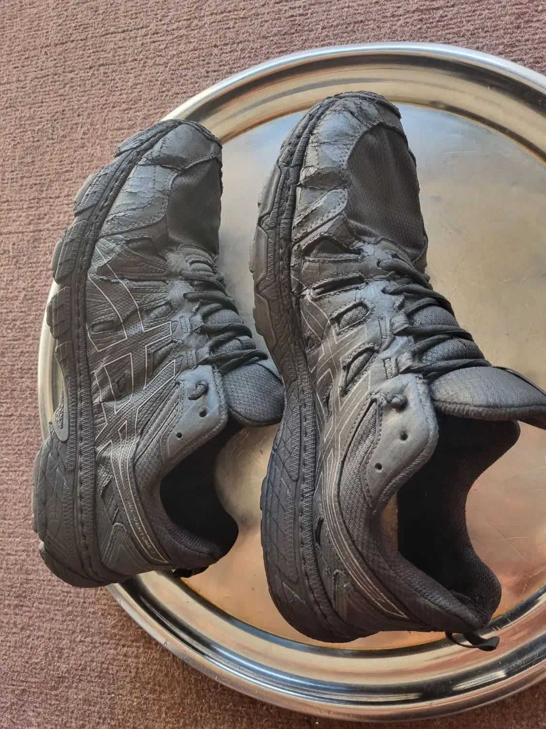 کفش آسیکس مردانه اورجینال ۲۹ سانت سایز ۴۶|کیف، کفش، کمربند|سرخرود, |دیوار