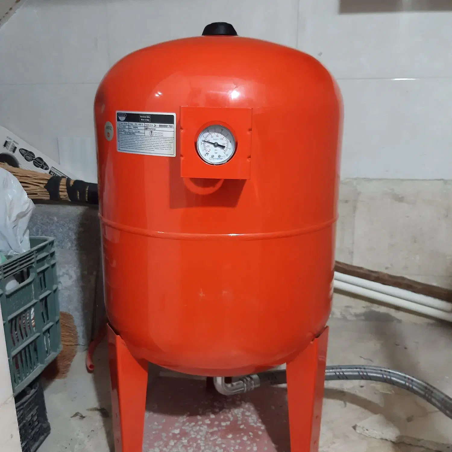 منبع انبساط ۸۰ لیتری|مصالح و تجهیزات ساختمان|پردیس, فاز ۳|دیوار