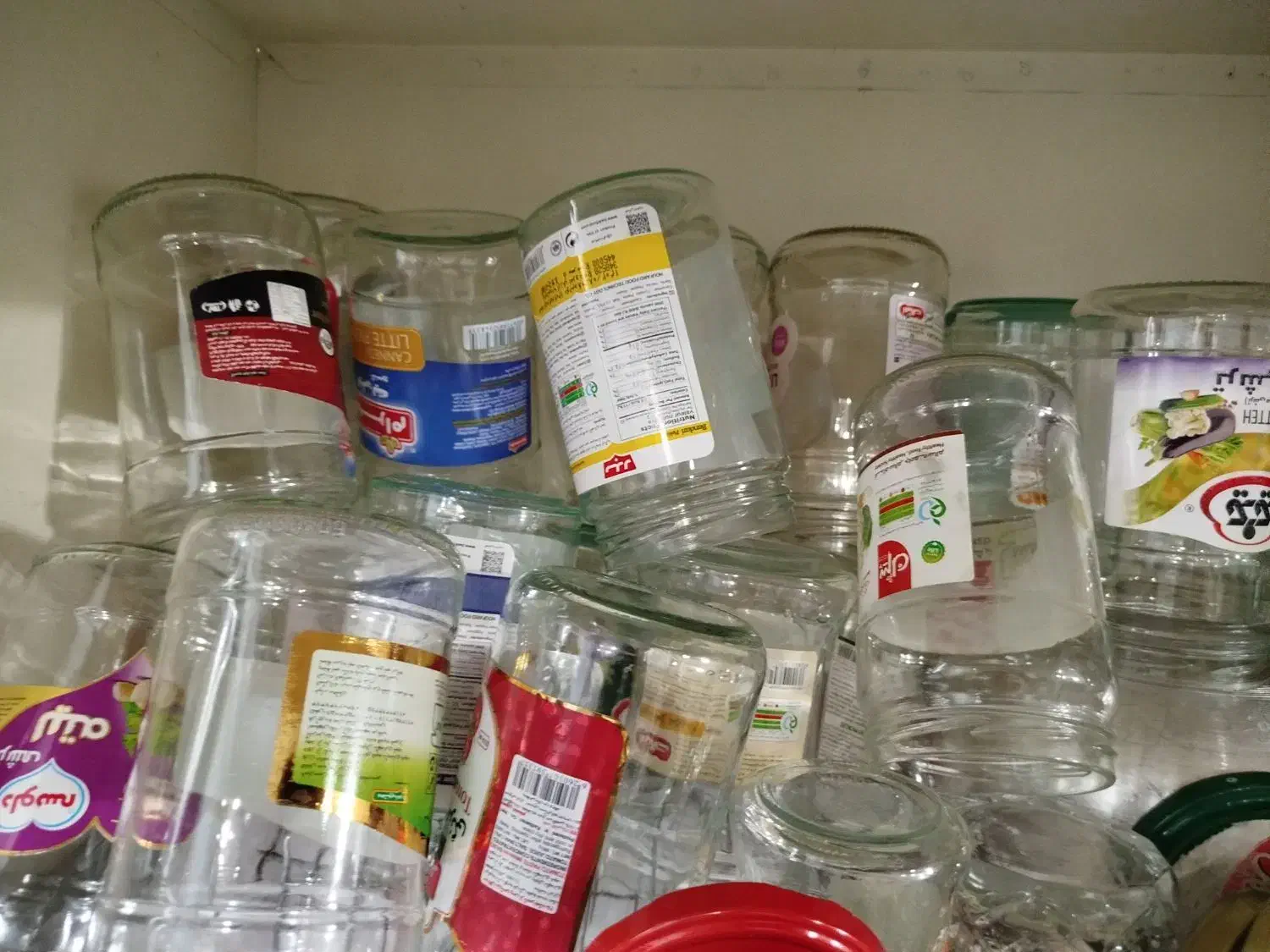 شیشه ترشی سالم و تمیز|ظروف نگهدارنده، پلاستیکی، یک‌بارمصرف|بیرجند, |دیوار