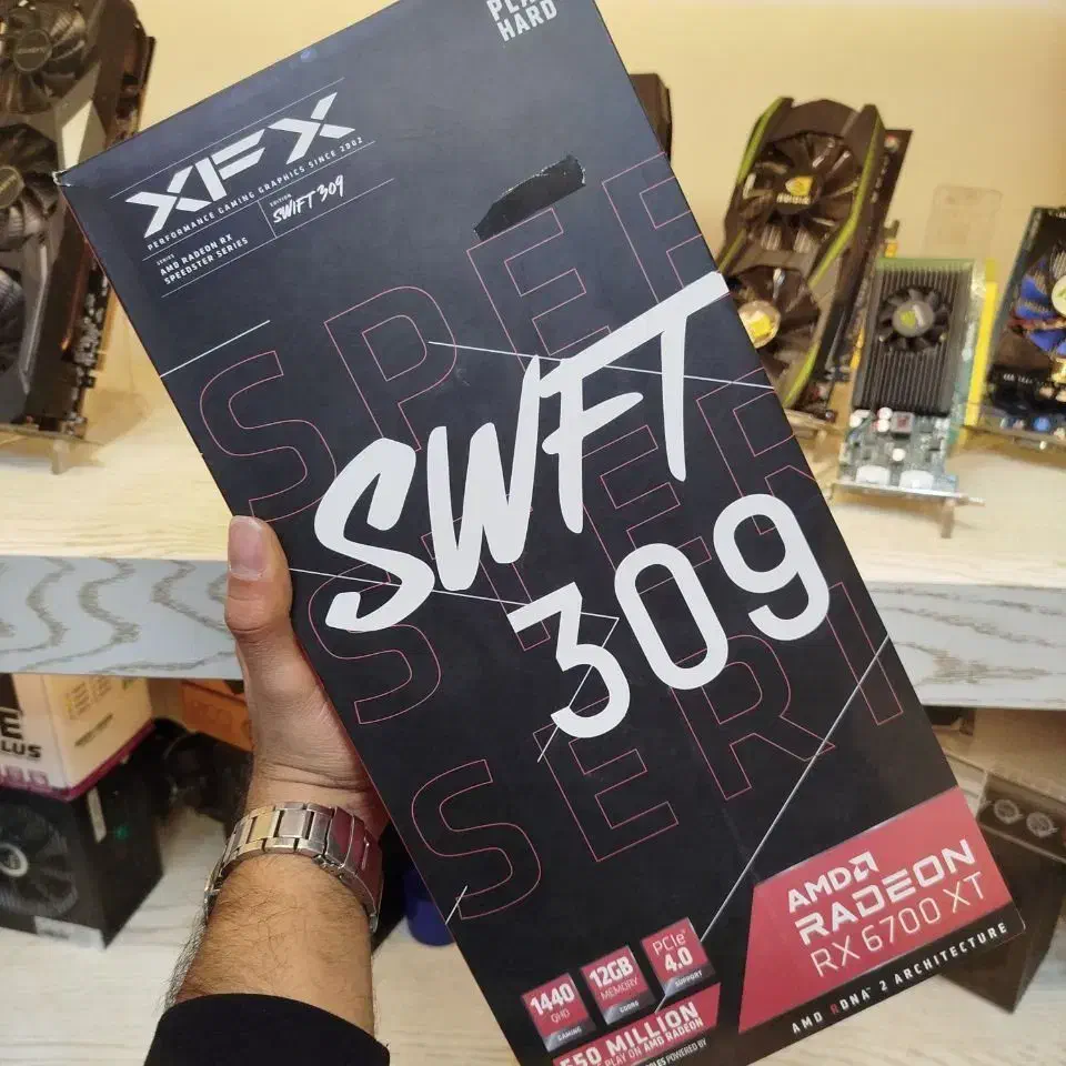کارت گرافیک XFX RX 6700 XT 12GB در حد|قطعات و لوازم جانبی رایانه|مشهد, فلسطین|دیوار