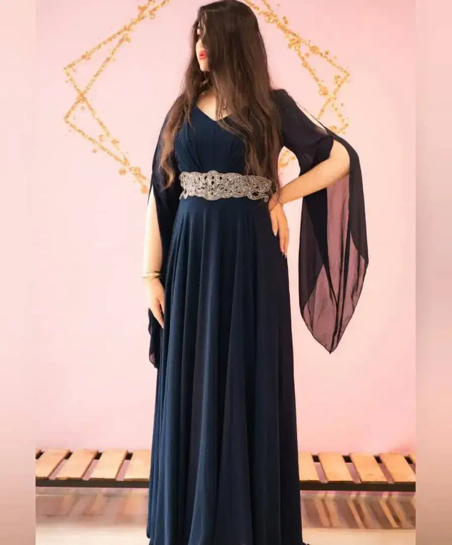 لباس مجلسی|لباس|بندر دیر, |دیوار