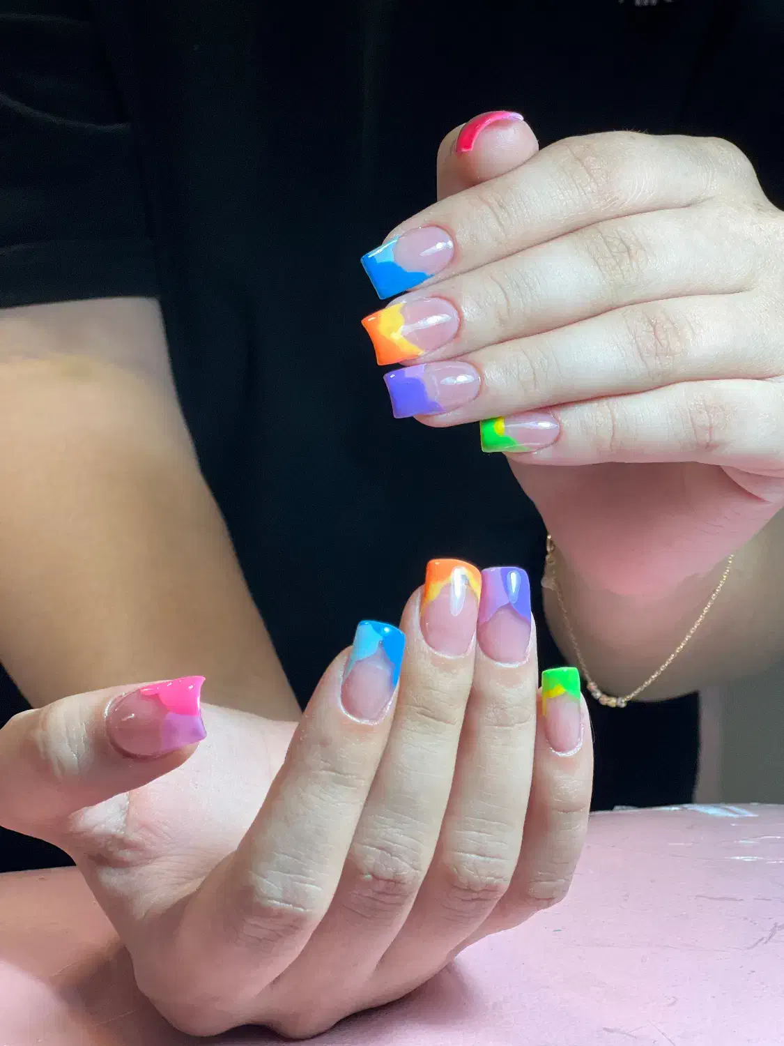 مژه ناخن رنگ و احیا فیشال استخدام و آموزش|استخدام درمانی، زیبایی، بهداشتی|تهران, صادقیه|دیوار