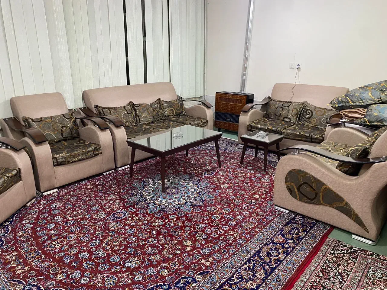 منزل اجاره ای|اجارهٔ کوتاهمدت آپارتمان و سوئیت|اصفهان, شهید رجایی|دیوار