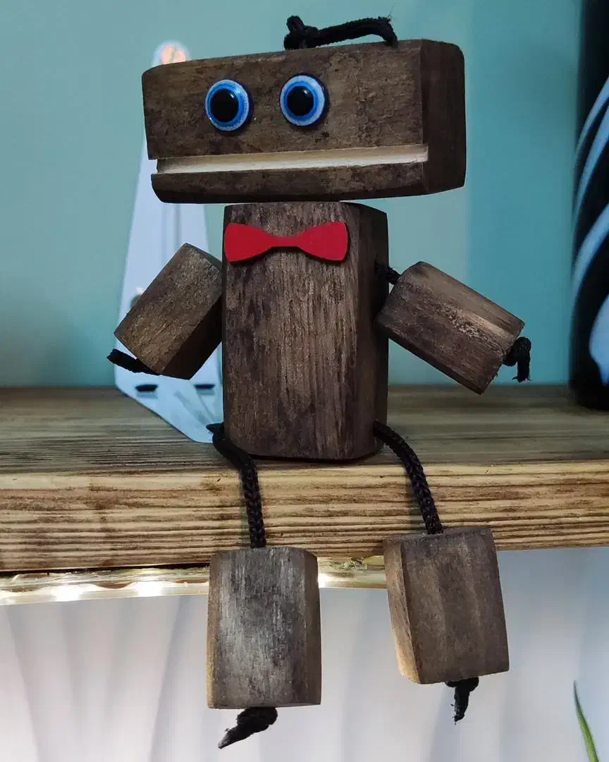 عروسک چوبی|صنایع دستی و سایر لوازم تزئینی|مرودشت, شهرک مهدیه|دیوار