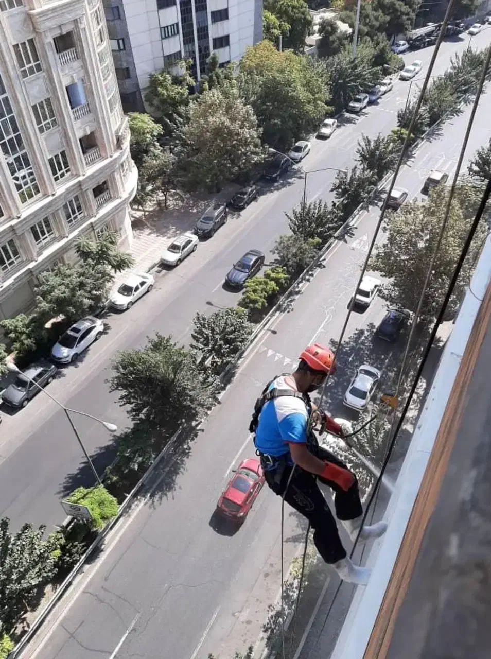 کفسابی، سنگ سابی، نماشویی با طناب(راپل)|خدمات نظافت|تهران, صد دستگاه|دیوار