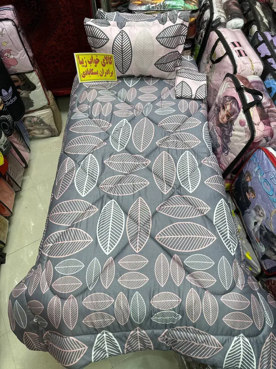 سرویس خواب یکنفره زیبا برگ انجیری|سرویس روتختی|مشهد, پایین خیابان|دیوار