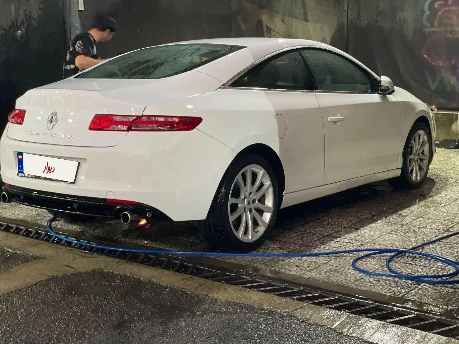 لاگونا ۳۵۰۰cc|خودرو سواری و وانت|شاهین‌شهر, طالقانی|دیوار