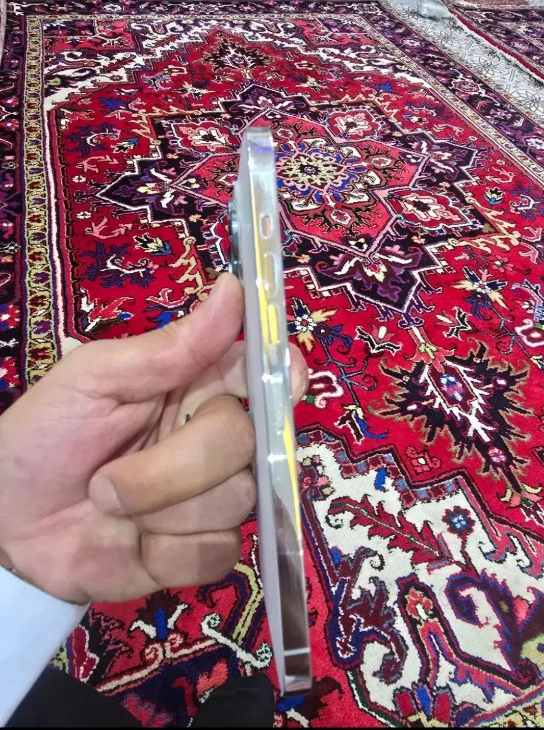 باسلام گوشی  آیفون 13پرومکس فیک طرح اصلی v|موبایل|تبریز, |دیوار