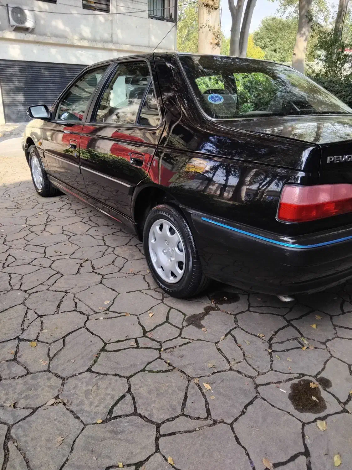 پژو پارس مدل۹۹درحد صفر تک برگ سند|خودرو سواری و وانت|رشت, استقامت ۱|دیوار