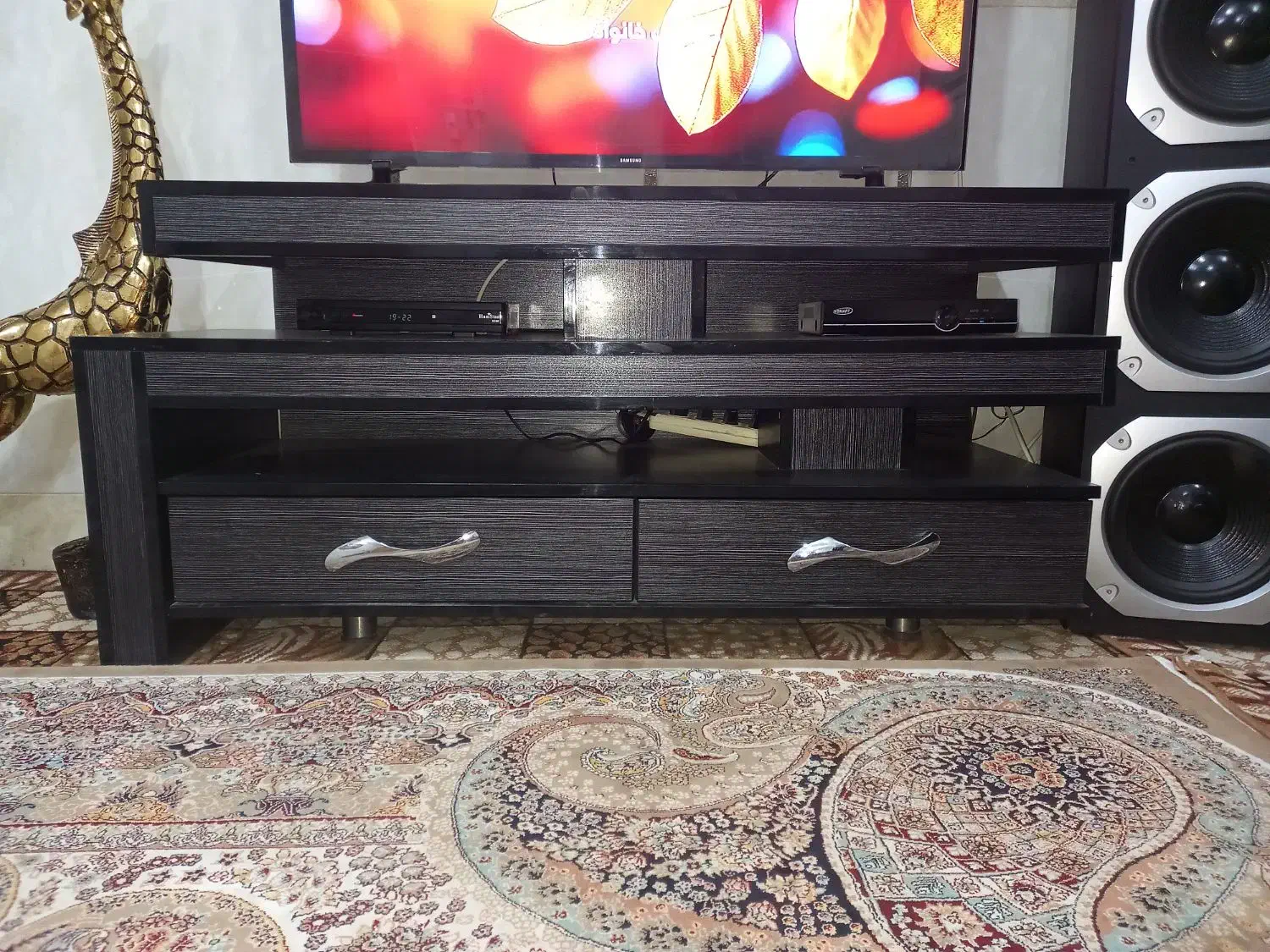 میز تلوزیون جدید در حدود بدون حتی یه خال|میز تلویزیون|قنوات, |دیوار