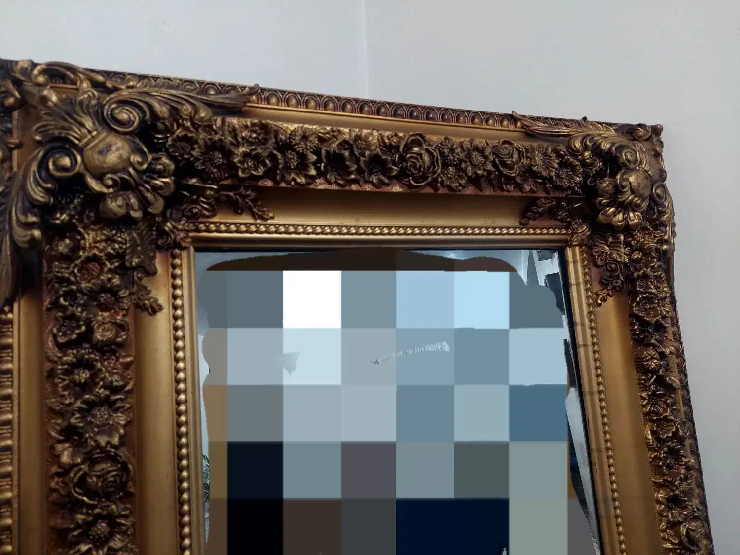 اینه قدی کنده کاری شده طلایی|آینه|آستانه اشرفیه, |دیوار