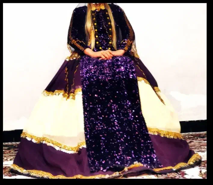 لباس محلی|لباس|شهرضا, |دیوار