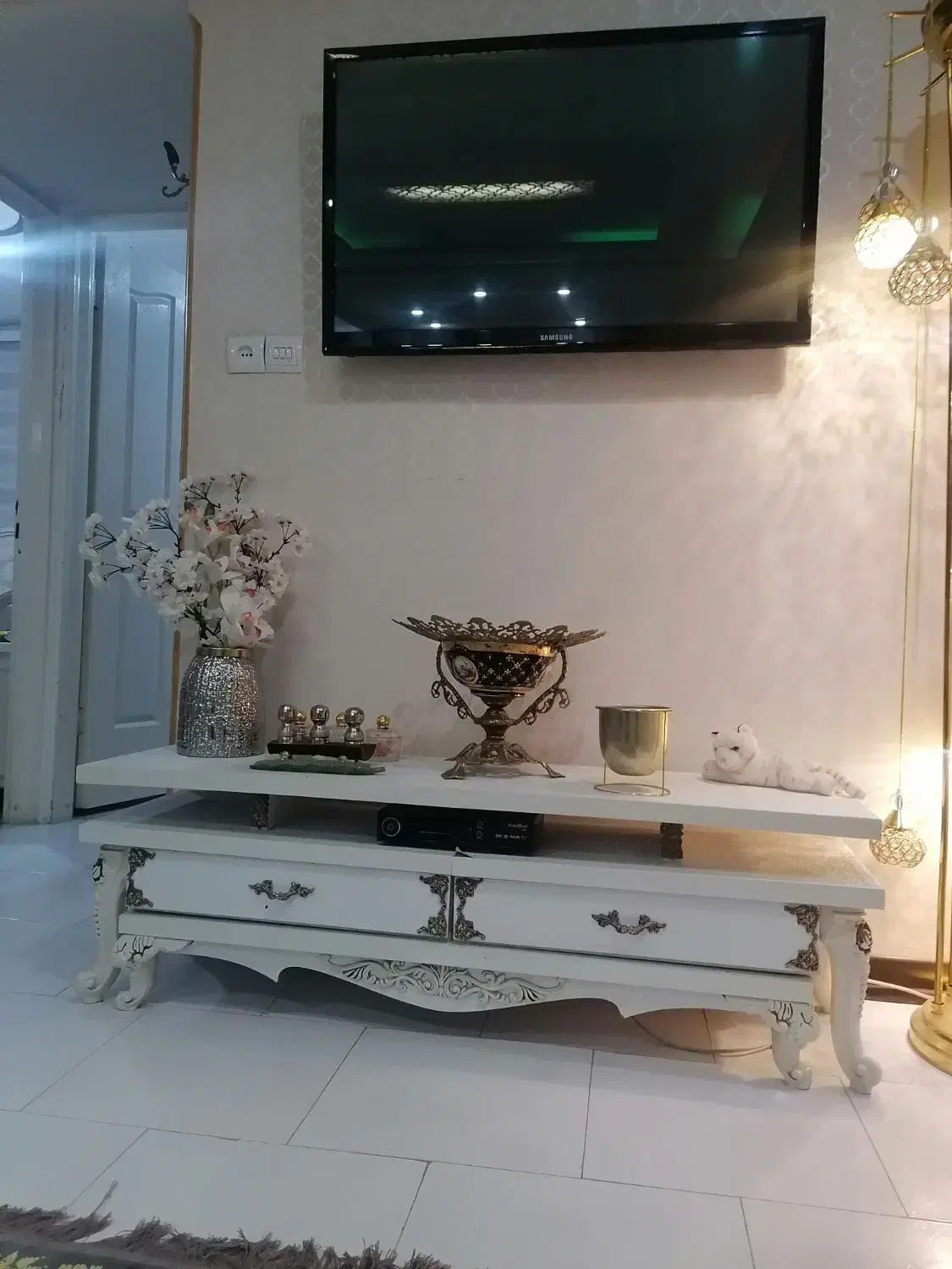 میز تلویزیون در حد نو|میز تلویزیون|اسلامشهر, شهرک مصطفی خمینی|دیوار