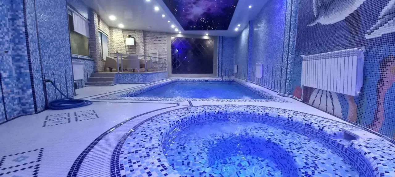 اجاره ویلا استخردار فول امکانات کد(استخرمیثم)|اجارهٔ کوتاه‌مدت ویلا و باغ|چالوس, |دیوار