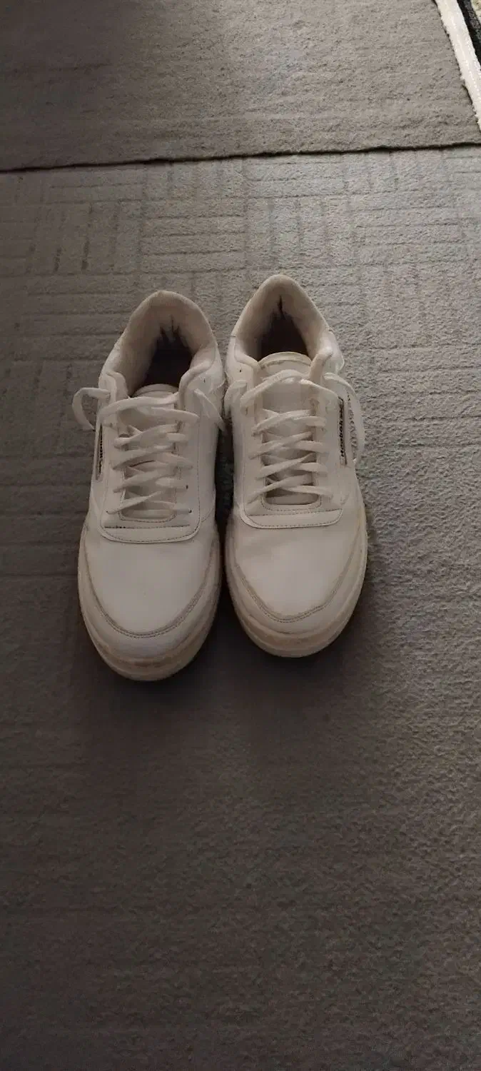 کفش کتانی|کیف، کفش، کمربند|محمدشهر, همایون ویلا|دیوار