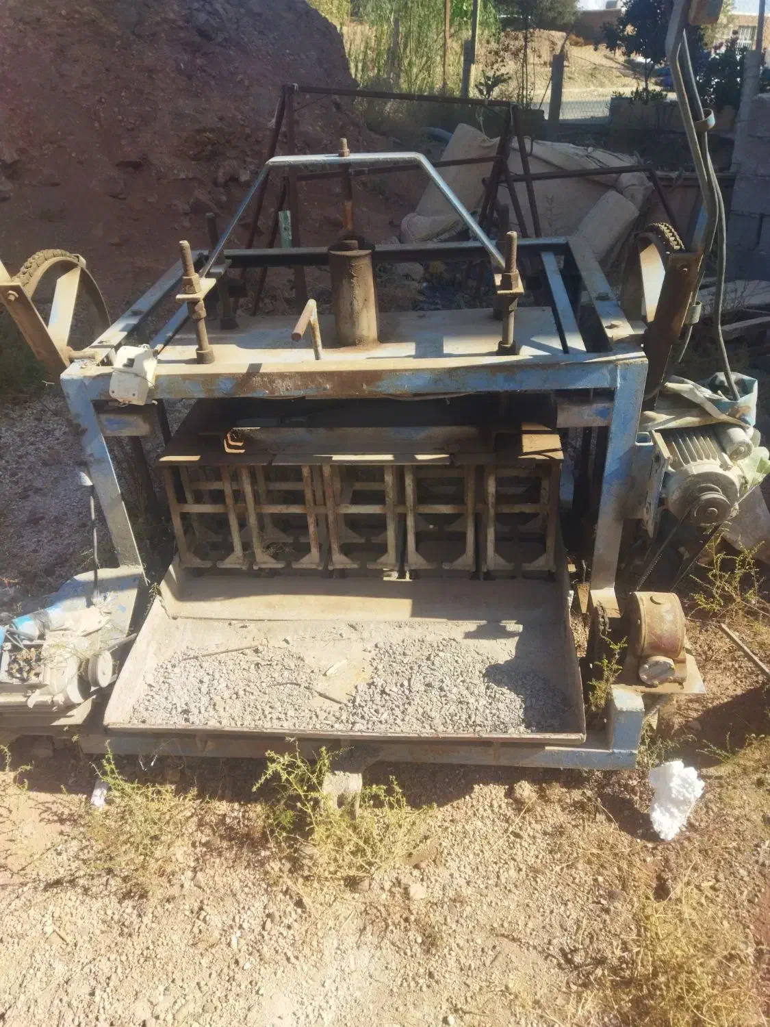 دستگاه بلوک زنی پنج تایی نیمه اتوماتیک دودینام|ماشینآلات صنعتی|گیلوان, |دیوار